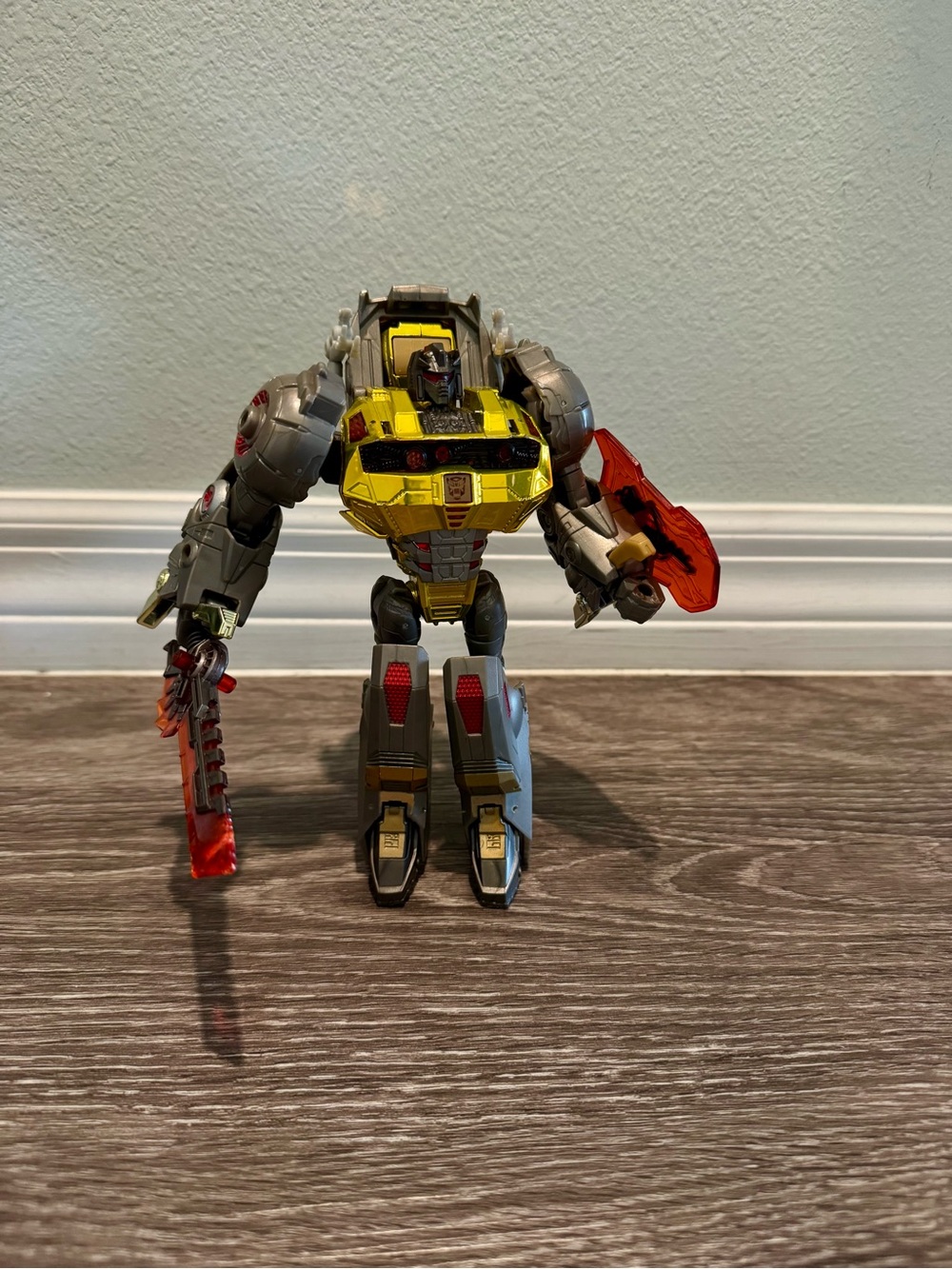Transformers Generations Fall of Cybertron Voyager Class Grimlock